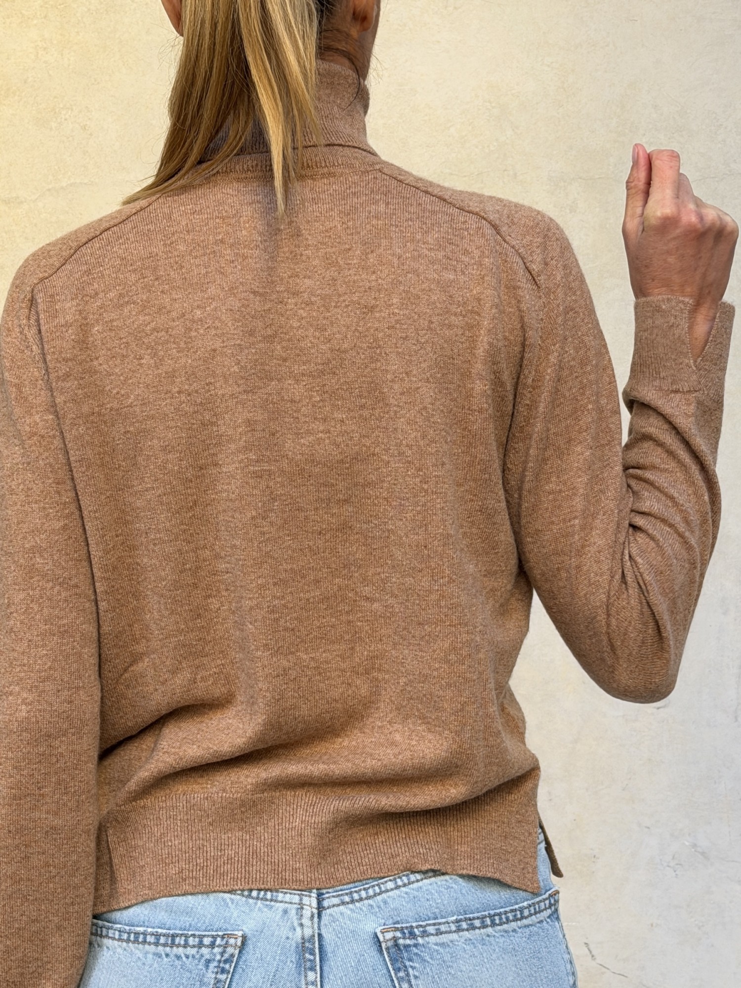 Dolcevita di cashmere Cammello