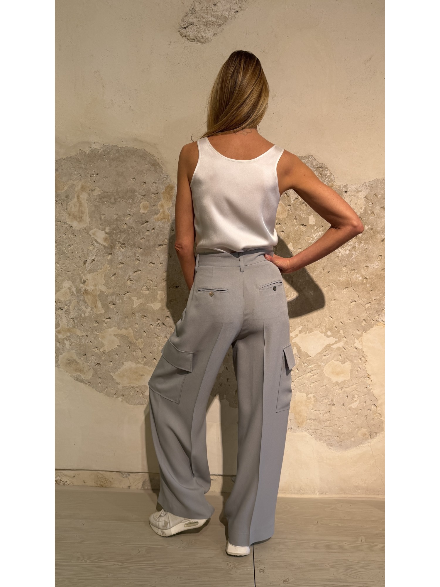 Cargo in cady Brina
