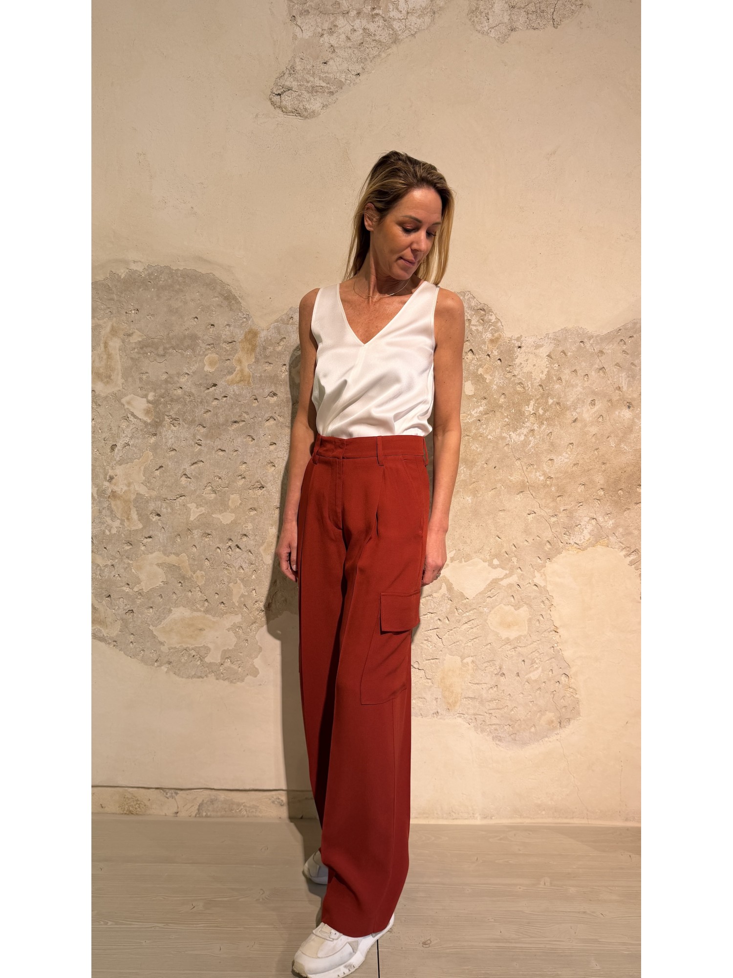 Cargo in cady Rosso India