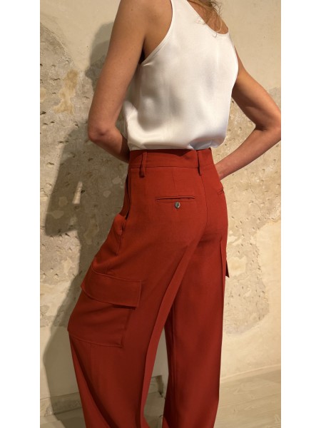 Cargo in cady Rosso India