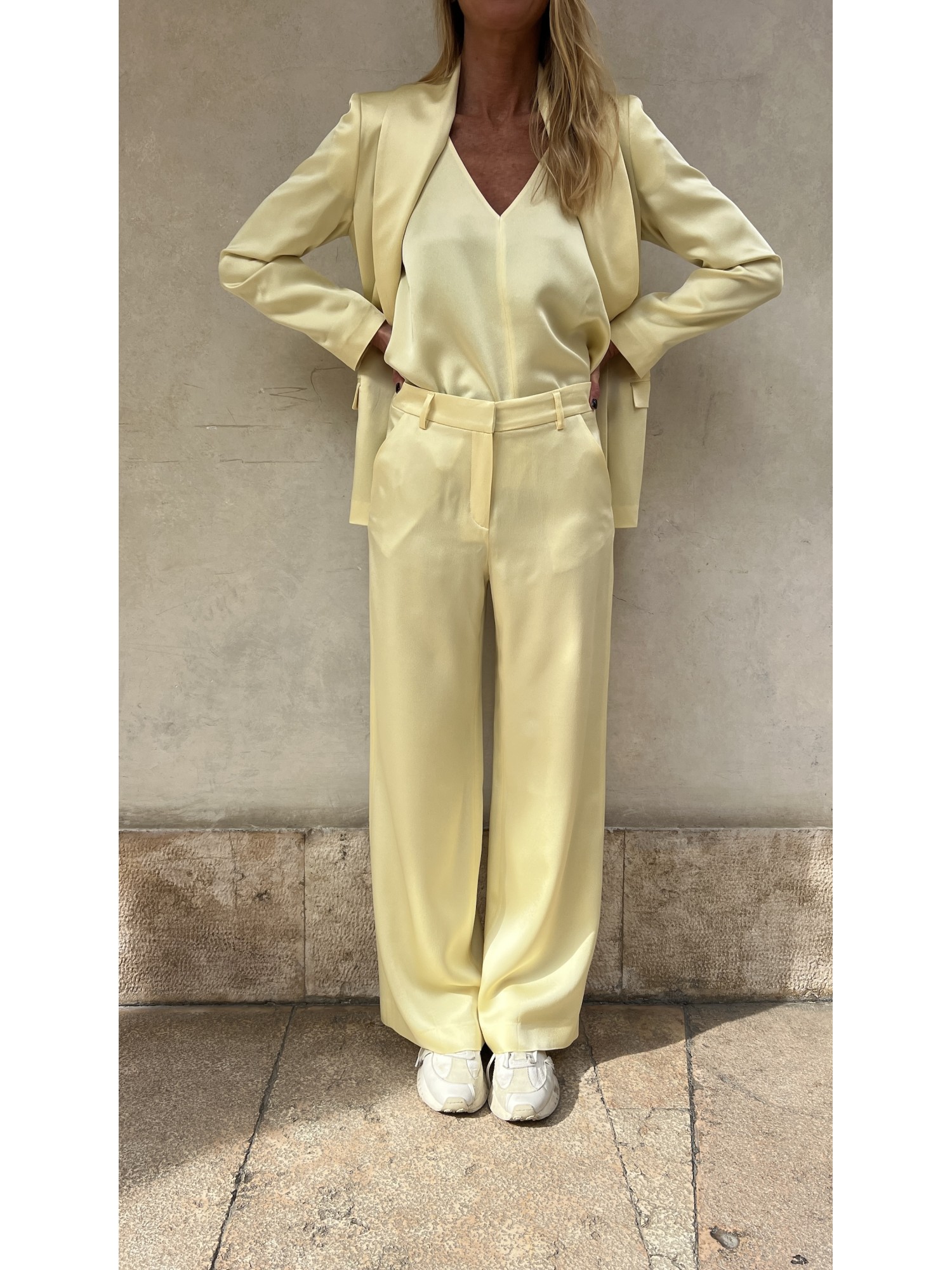 Pantalone Mary in cady Limonata