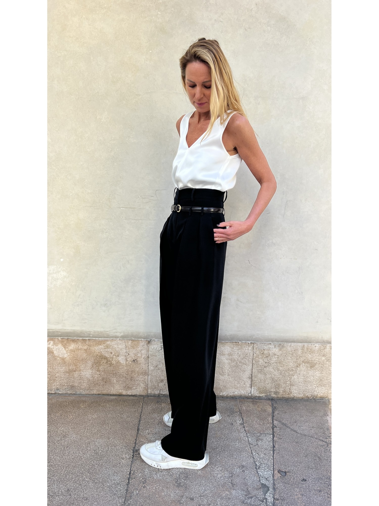 Franky in cady Nero